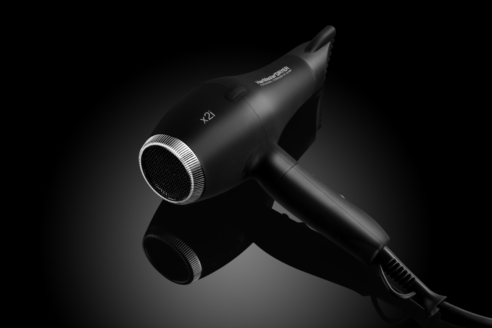 HairMaster-DRYER-x2i-von-schräg-hinten-Groß HairMaster haardroger